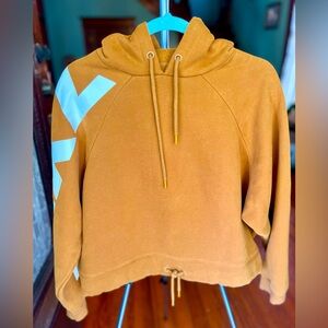 Zyia Logo Camel Cropped Hoodie Sweatshirt (Sz XL)